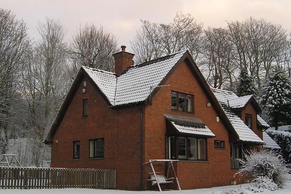 Whistlers Dell B&B Rhu Exterior photo